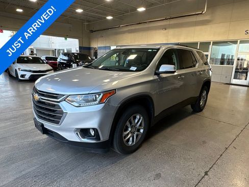 Used 2021 Chevrolet Traverse LT AWD/4WD image 1