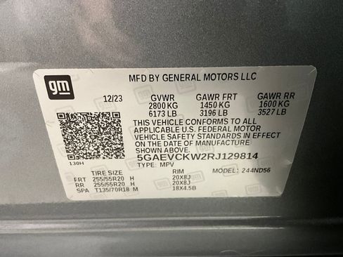Used 2024 Buick Enclave Avenir w/ Avenir Technology Package AWD/4WD image 33