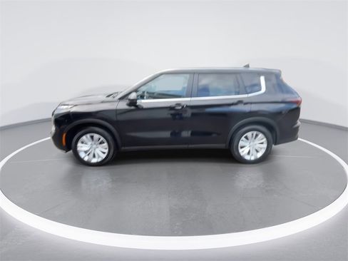 New 2026 Mitsubishi Outlander ES image 5