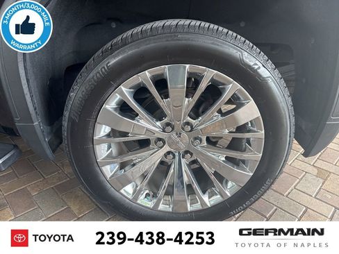 Used 2022 GMC Sierra 1500 Denali w/ Technology Package AWD/4WD image 13