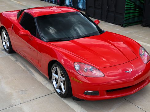 Used 2012 Chevrolet Corvette Coupe RWD image 19
