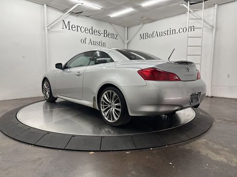 Used 2012 INFINITI G37 Convertible w/ Premium Pkg RWD image 3