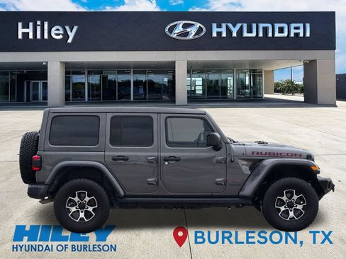 Used 2021 Jeep Wrangler Unlimited Rubicon AWD/4WD image 3