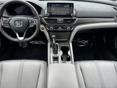 Used 2018 Honda Accord EX image 15