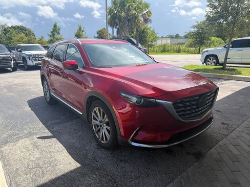 Used 2022 MAZDA CX-9 Signature AWD/4WD image 2