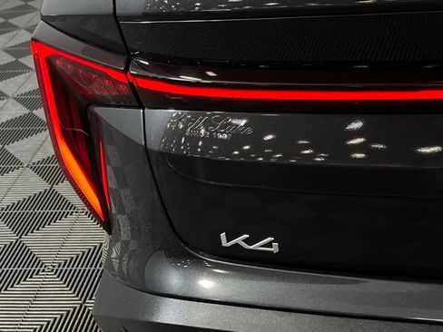 Used 2025 Kia K4 EX image 12