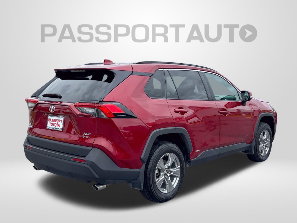 Certified 2025 Toyota RAV4 XLE AWD/4WD image 7