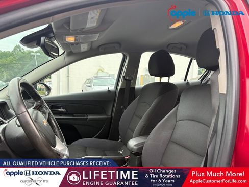 Used 2014 Chevrolet Cruze LT FWD image 6