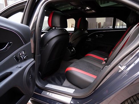 New 2025 Bentley Flying Spur Plug-In Hybrid image 15