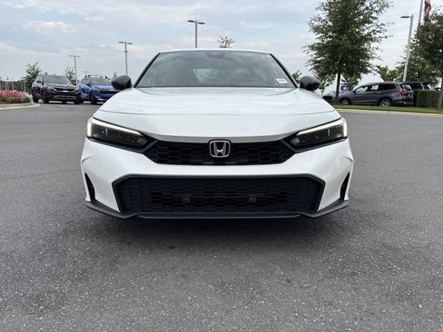 Used 2025 Honda Civic Sport image 3
