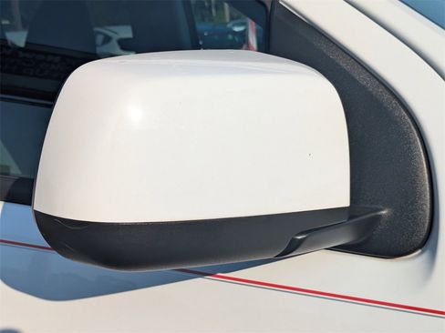 Used 2021 Chevrolet Colorado LT w/ LT Convenience Package image 11