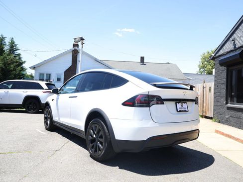 Used 2022 Tesla Model X AWD/4WD image 6
