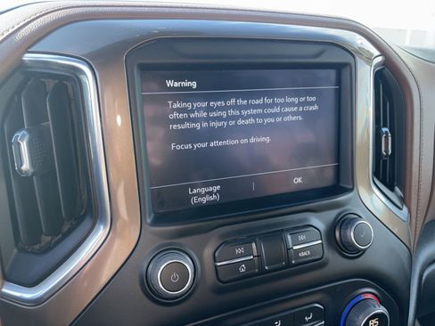 Used 2022 Chevrolet Silverado 2500 High Country image 25