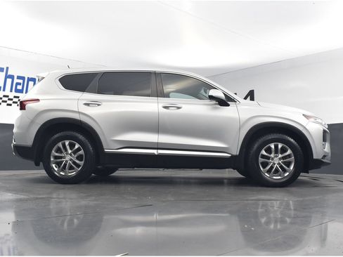 Used 2019 Hyundai Santa Fe SE FWD image 22