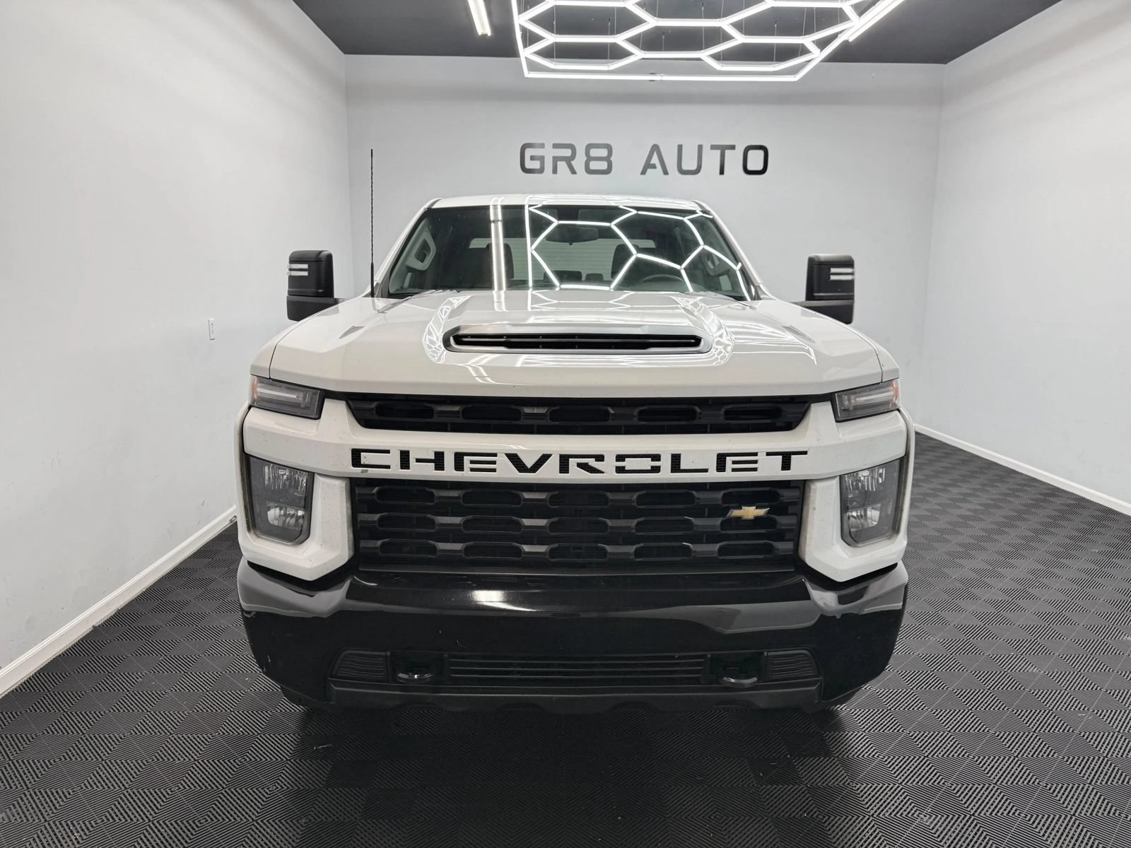 Used 2022 Chevrolet Silverado 2500 Custom w/ Custom Convenience Package RWD image 2