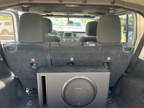 Used 2019 Jeep Wrangler Unlimited Sport S AWD/4WD image 27