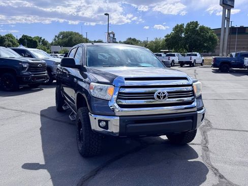 Used 2017 Toyota Tundra SR5 w/ SR5 Upgrade Package AWD/4WD image 13