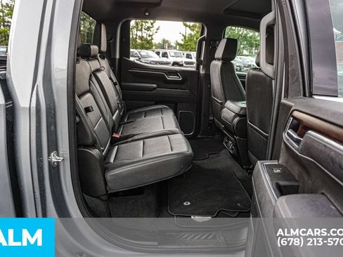 Used 2025 GMC Sierra 1500 SLT RWD image 21
