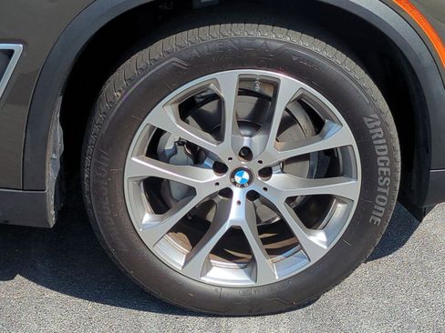 Certified 2022 BMW X5 xDrive40i image 12