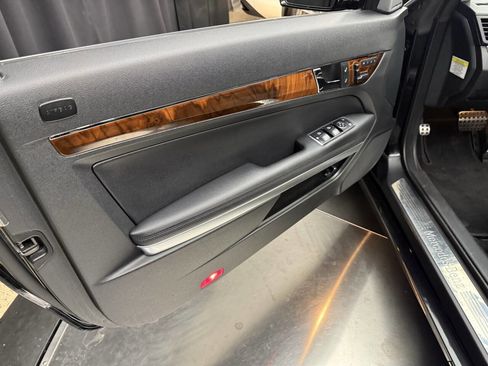 Used 2013 Mercedes-Benz E 350 Cabriolet image 19
