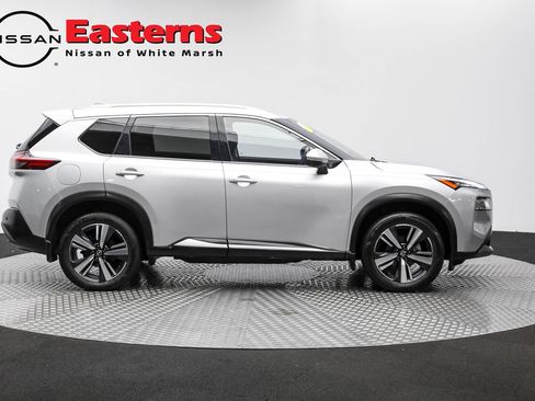 Used 2021 Nissan Rogue SL image 4