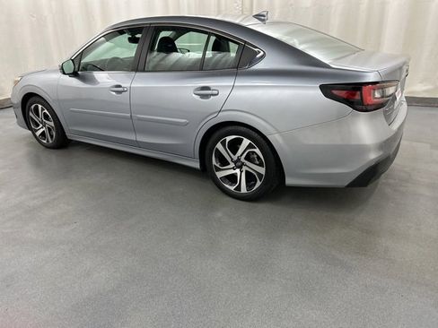 Used 2022 Subaru Legacy Limited image 3