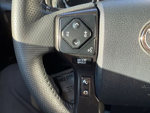 Used 2024 Toyota 4Runner TRD Off-Road image 19