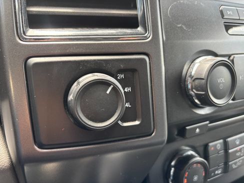 Used 2018 Ford F150 XLT w/ Equipment Group 301A Mid image 10