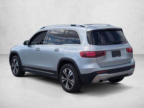 New 2026 Mercedes-Benz GLB 250 image 8