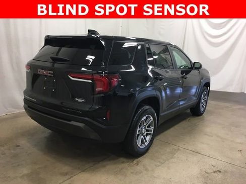 Used 2025 GMC Terrain Elevation image 4