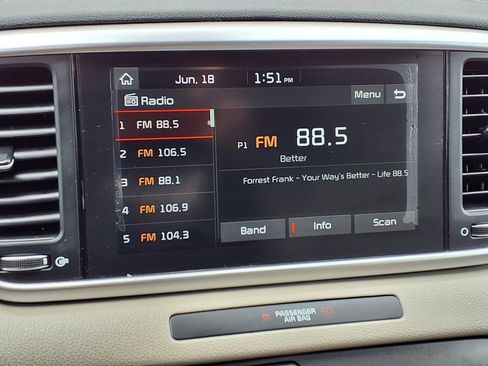 Used 2020 Kia Sportage S w/ S Sunroof Package AWD/4WD image 6