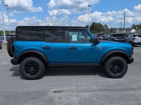 New 2026 Ford Bronco Badlands AWD/4WD image 3