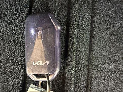 Used 2025 Kia Sportage SX FWD image 34