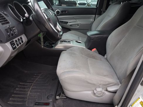 Used 2015 Toyota Tacoma 4x4 Double Cab w/ TRD Off-Road Package image 11