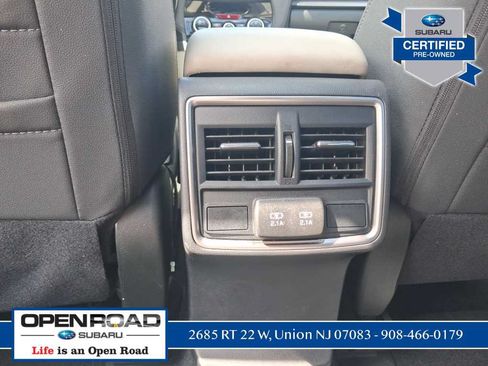 Used 2023 Subaru Forester Premium AWD/4WD image 28