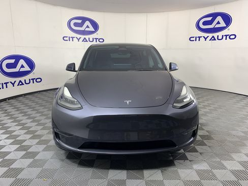 Used 2022 Tesla Model Y Long Range AWD/4WD image 9