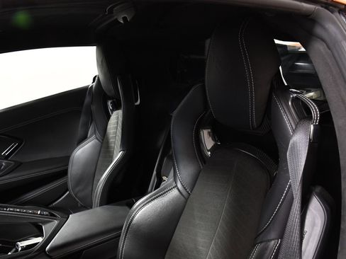 Used 2023 Chevrolet Corvette Stingray Premium Cpe w/ Z51 Performance Package image 17