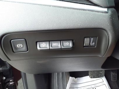 Certified 2022 Buick Enclave Avenir w/ Avenir Technology Package