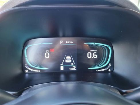 Certified 2025 Kia Soul LX w/ LX Technology Package image 25