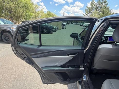 Used 2025 Toyota Camry SE w/ Convenience Package FWD image 17