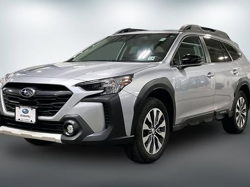 Used 2025 Subaru Outback Limited AWD/4WD image 3