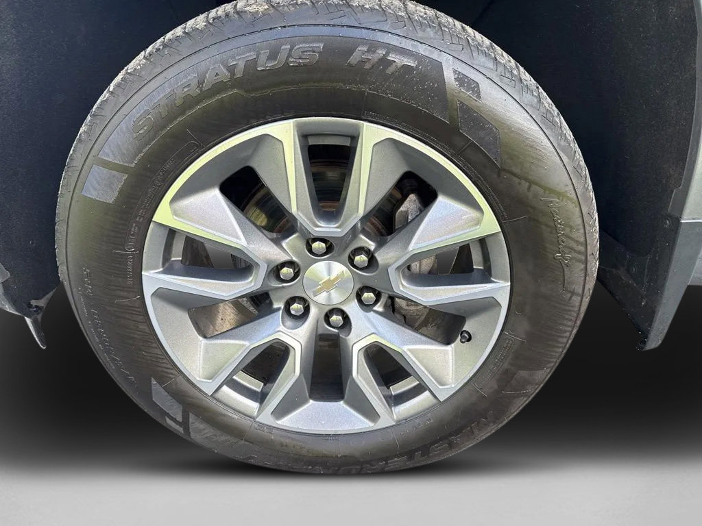 Used 2022 Chevrolet Silverado 1500 LT AWD/4WD image 10