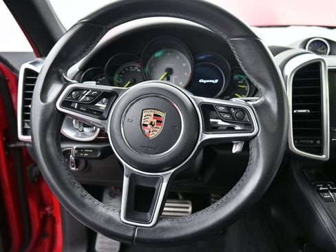 Used 2018 Porsche Cayenne S AWD/4WD image 11