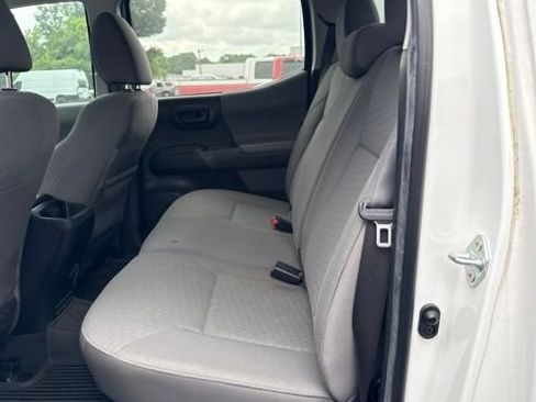 Used 2023 Toyota Tacoma SR AWD/4WD image 7