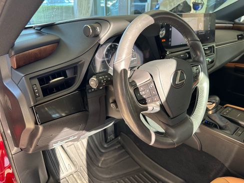 Used 2022 Lexus ES 350 w/ Premium Package FWD image 18