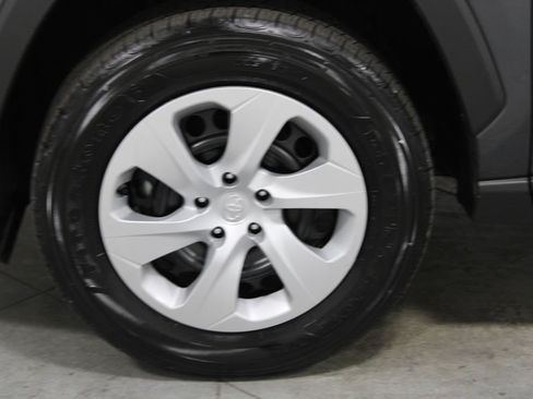 Used 2025 Toyota RAV4 LE AWD/4WD image 17
