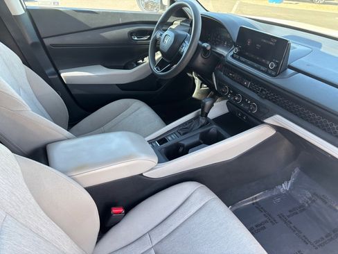 Used 2023 Honda Accord LX image 13