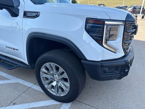 Used 2023 GMC Sierra 1500 AT4X w/ AT4X AEV Edition AWD/4WD image 4