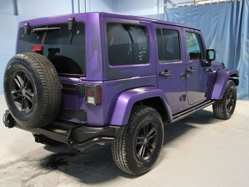 Used 2017 Jeep Wrangler Unlimited Sahara image 27