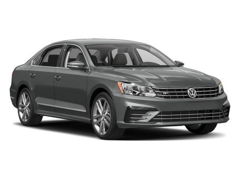 Used 2018 Volkswagen Passat 2.0T R-Line FWD image 6